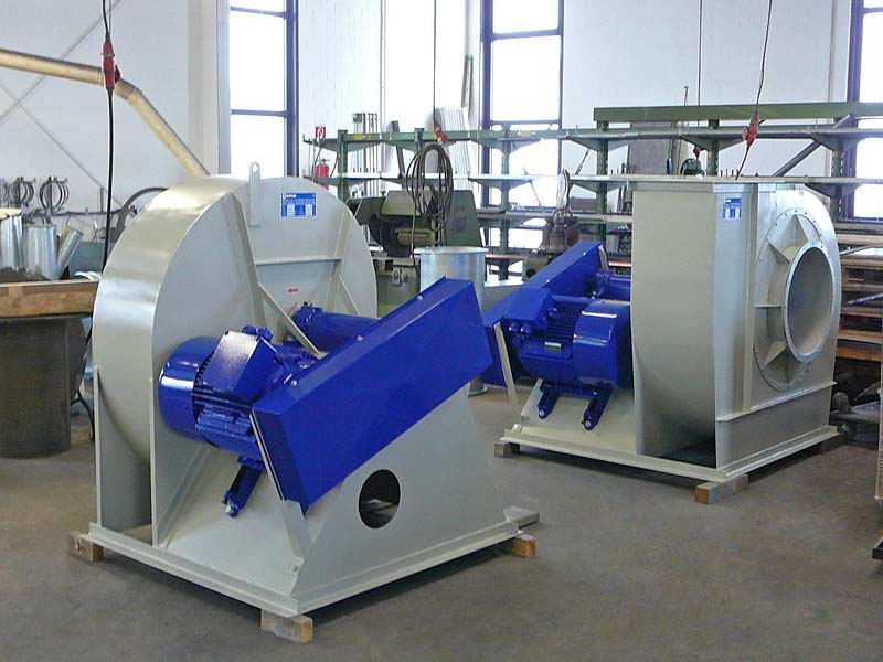 Radialventilator mit Keilriemenantrieb, Ansicht 3