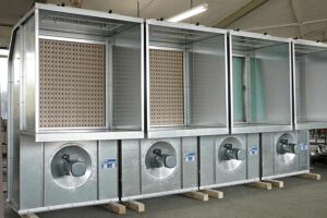 Trockenspritzstand mit Faltkartonfilter