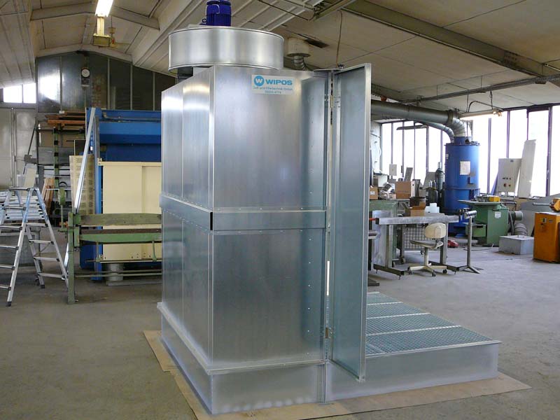 Trockenspritzwand mit Unterabsaugung und Glasfaserfilter