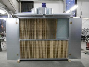 Trockenspritzwand mit Vordach-Faltkartonfilter und Glasfaserfilter